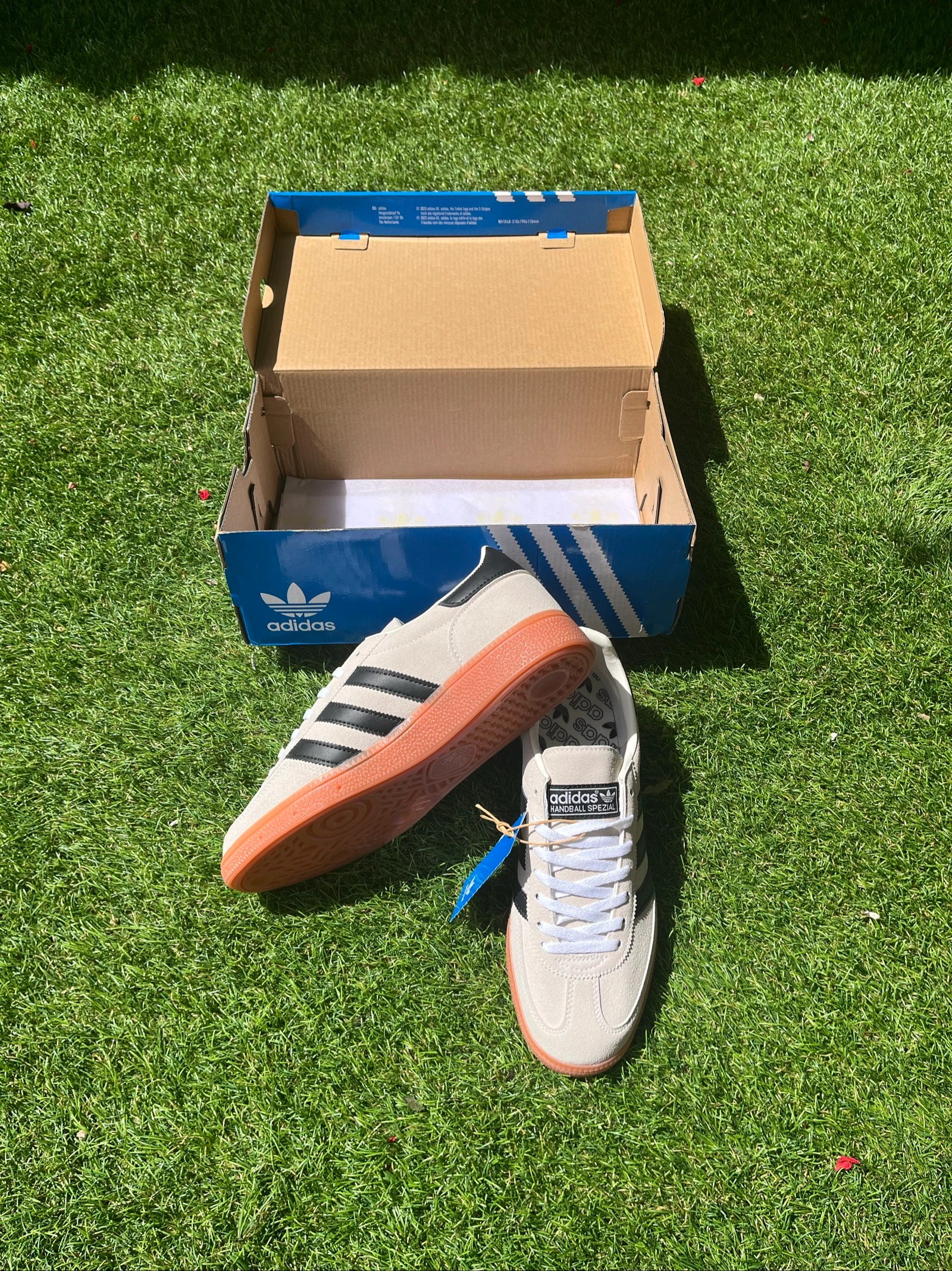 Special White and Black Handball Sneakers – photo 4
